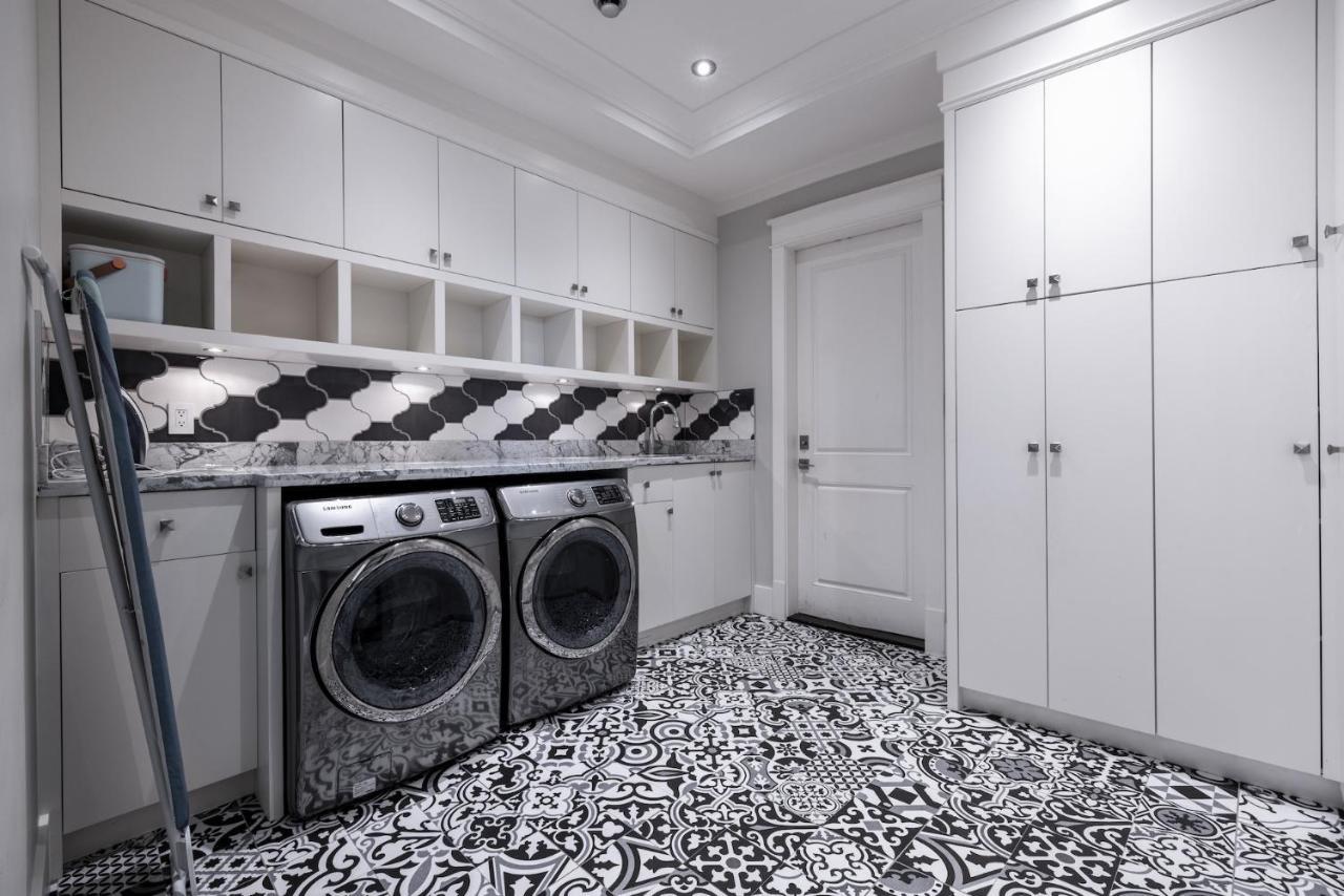 Luxurious Private Rooms In Richmond Exterior foto